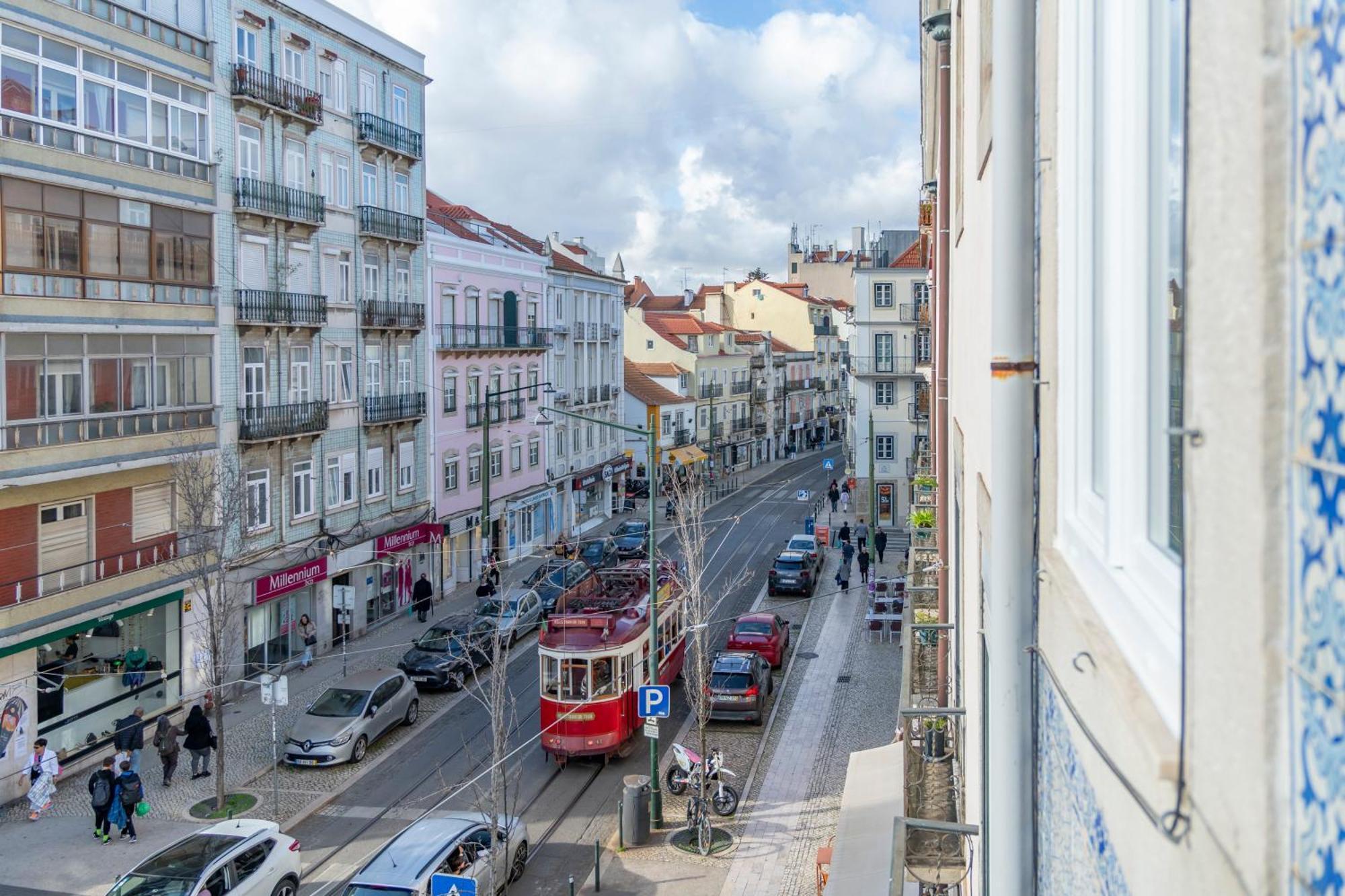 Superb Apartments Overlooking Graca In Lisboa 外观 照片